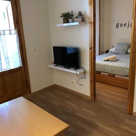 Mandilar 202 Pie De Pistas Apartamento